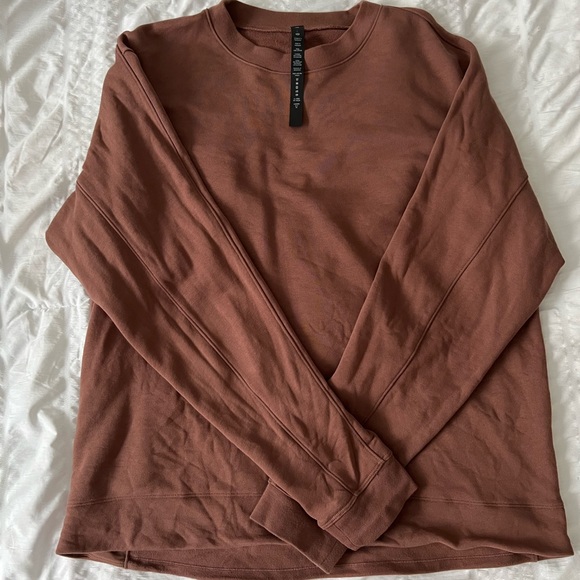 lululemon athletica Other - Men’s Lululemon Crewneck Size L